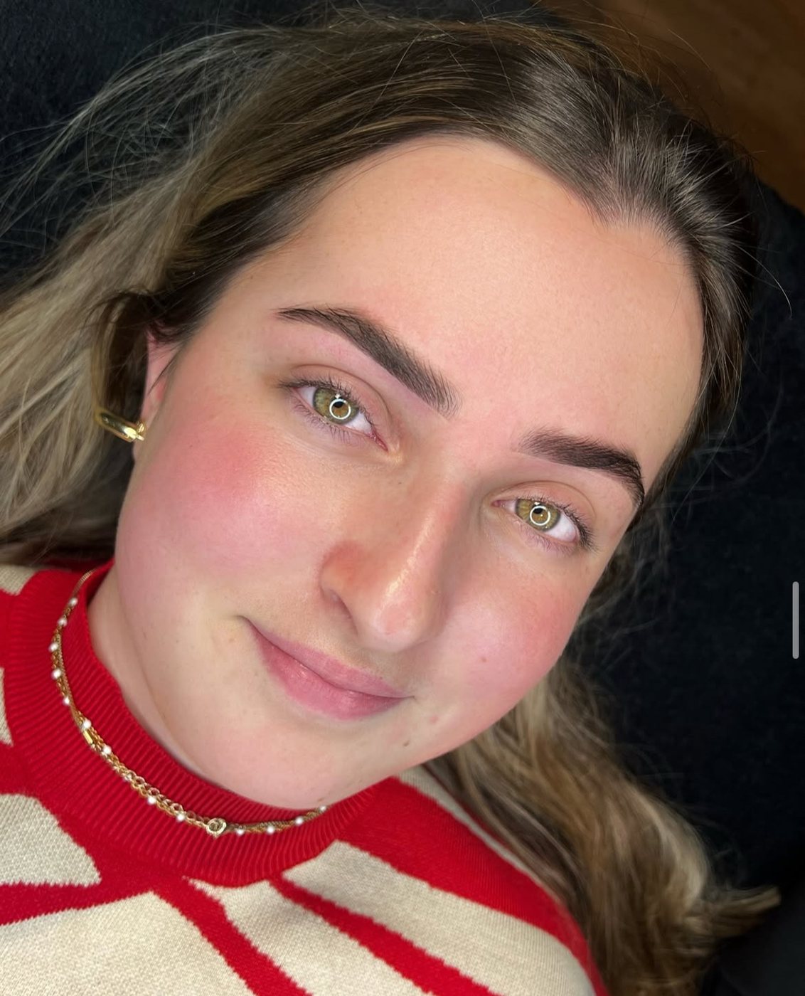 Klant na haar behandeling bij The Beauty Addict